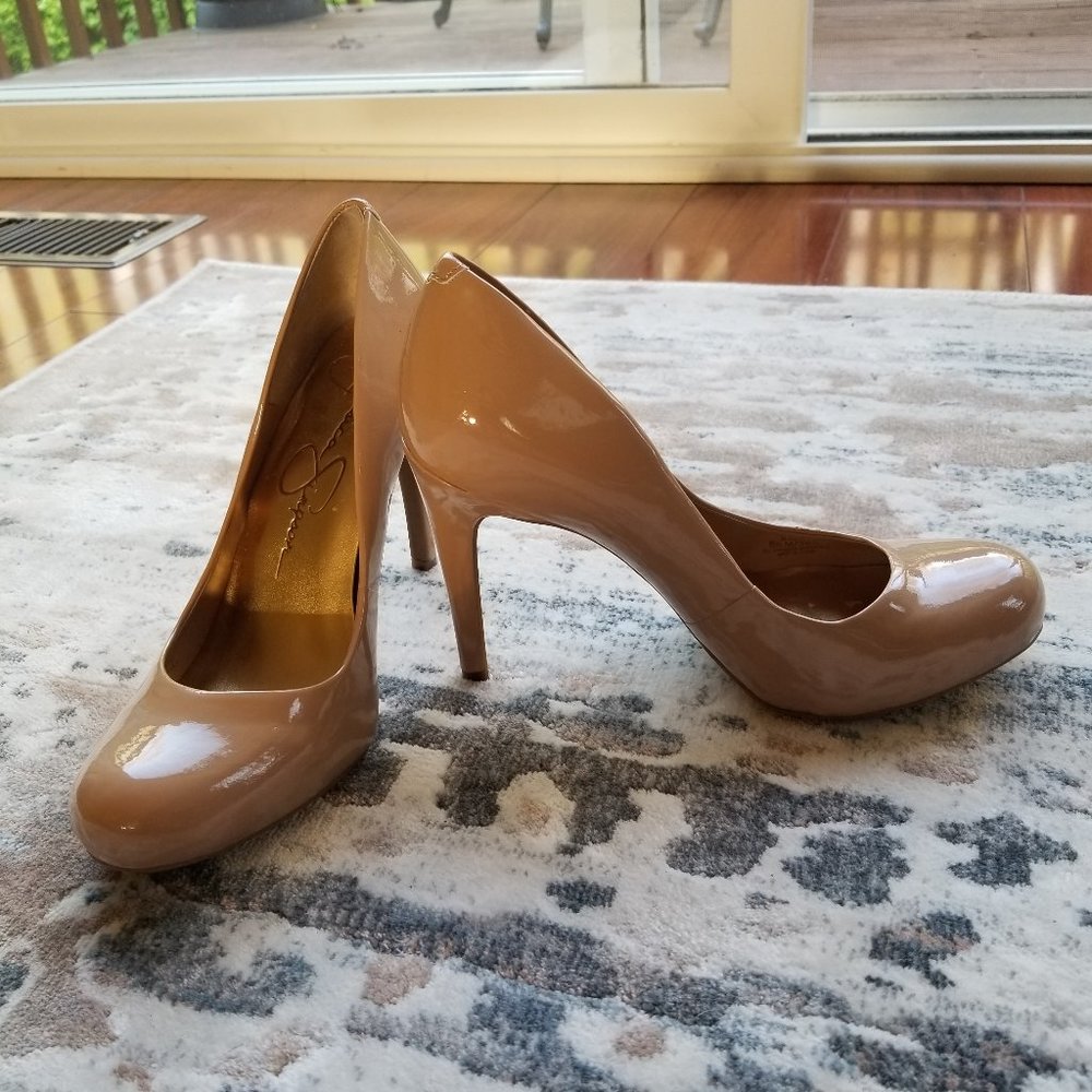 Jessica Simpson JS-CALIE Nude Patent heels
